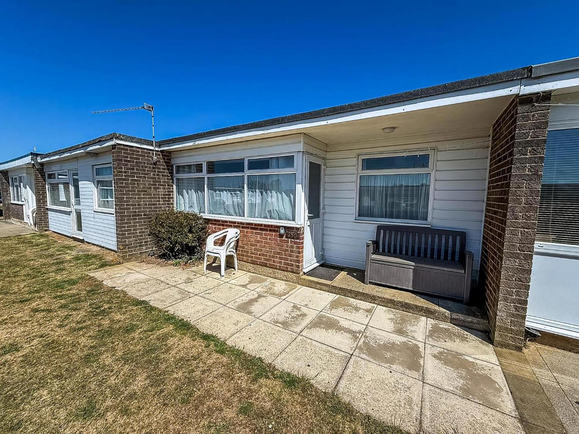 Lovely 4 Berth Chalet For Hire At California Sands In Norfolk Ref 52350Cs Scratby Exteriör bild